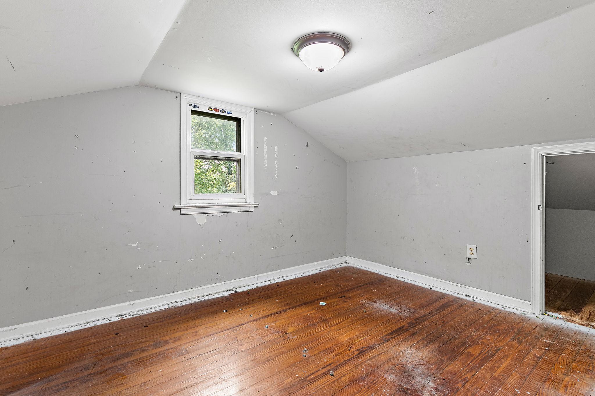 246 Old Bayview Rd Property Photo 17