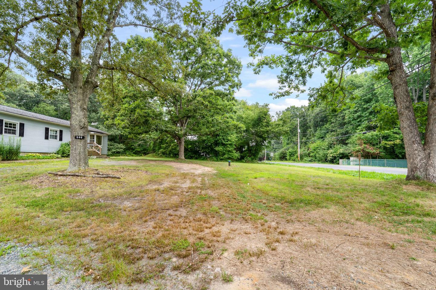 596 Nottingham Rd Property Photo 4