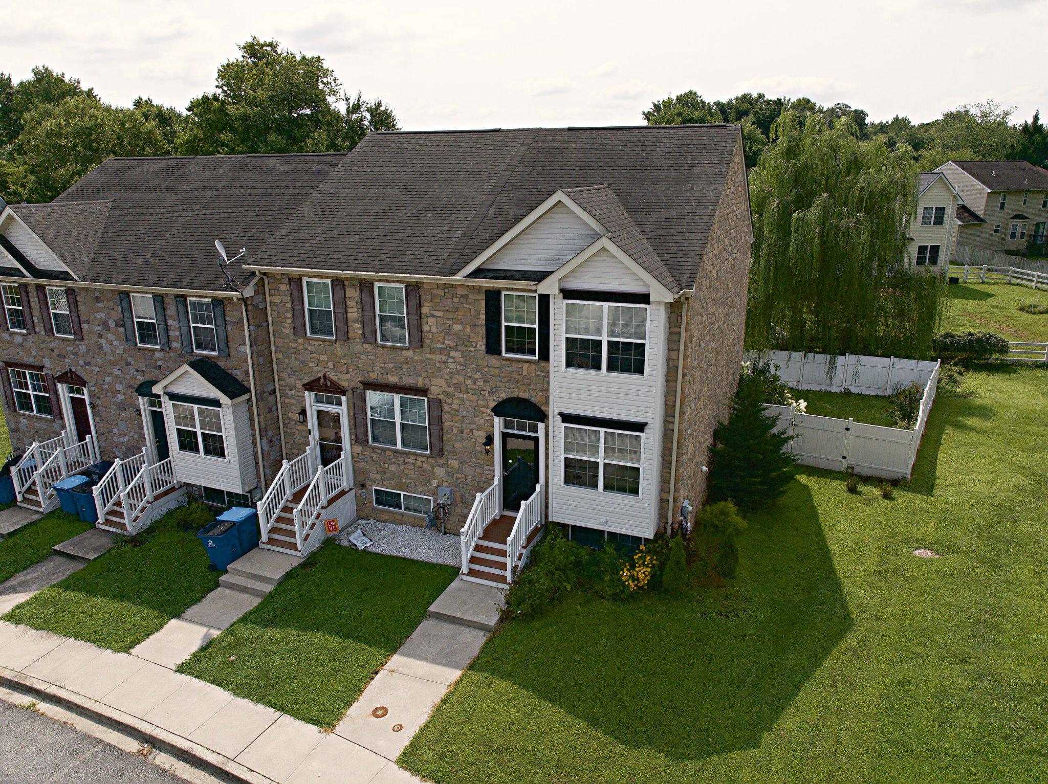 114 Vince Dr Property Photo 1