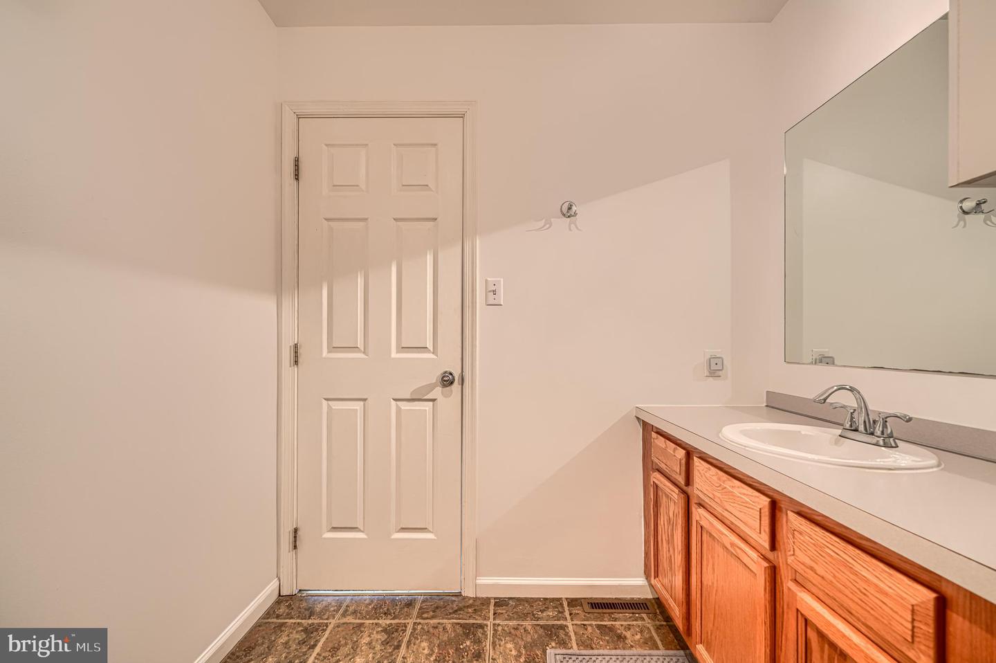 129 Mike Ct Property Photo 30