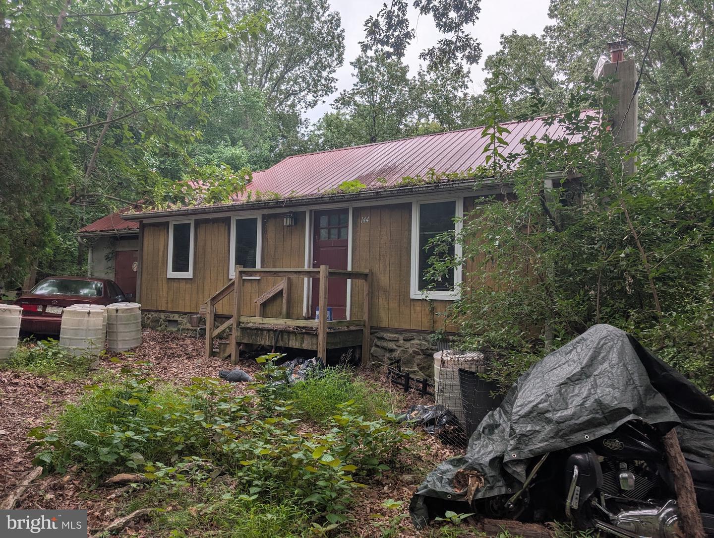 144 Black Hill Rd Property Photo 1