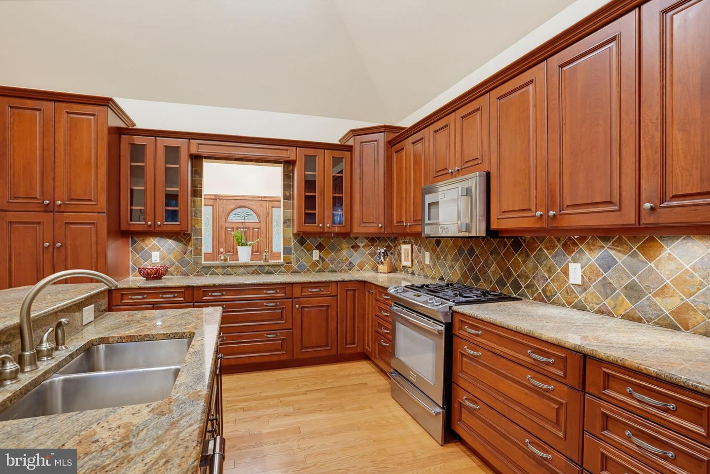39 Glen Brook Dr Property Photo 12