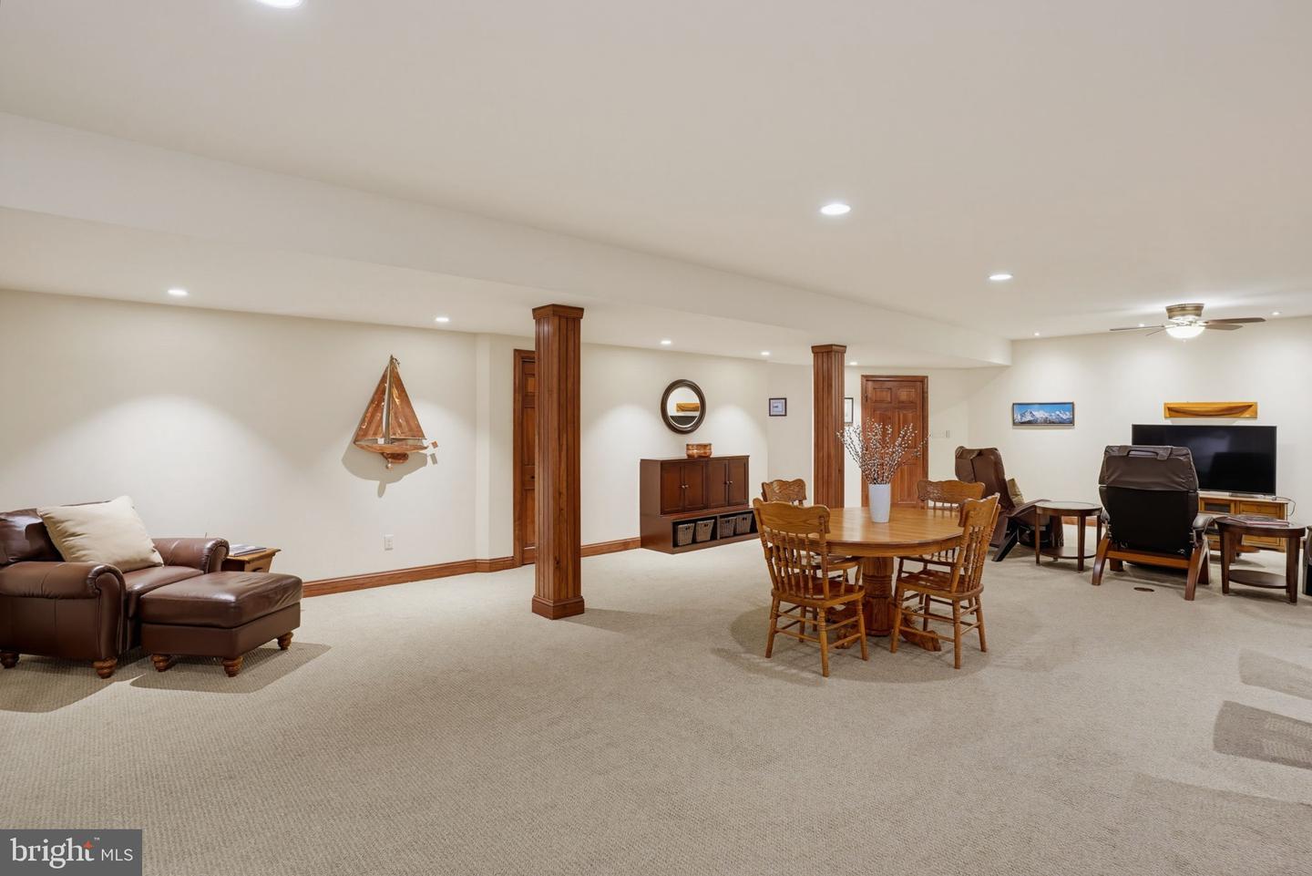 39 Glen Brook Dr Property Photo 41