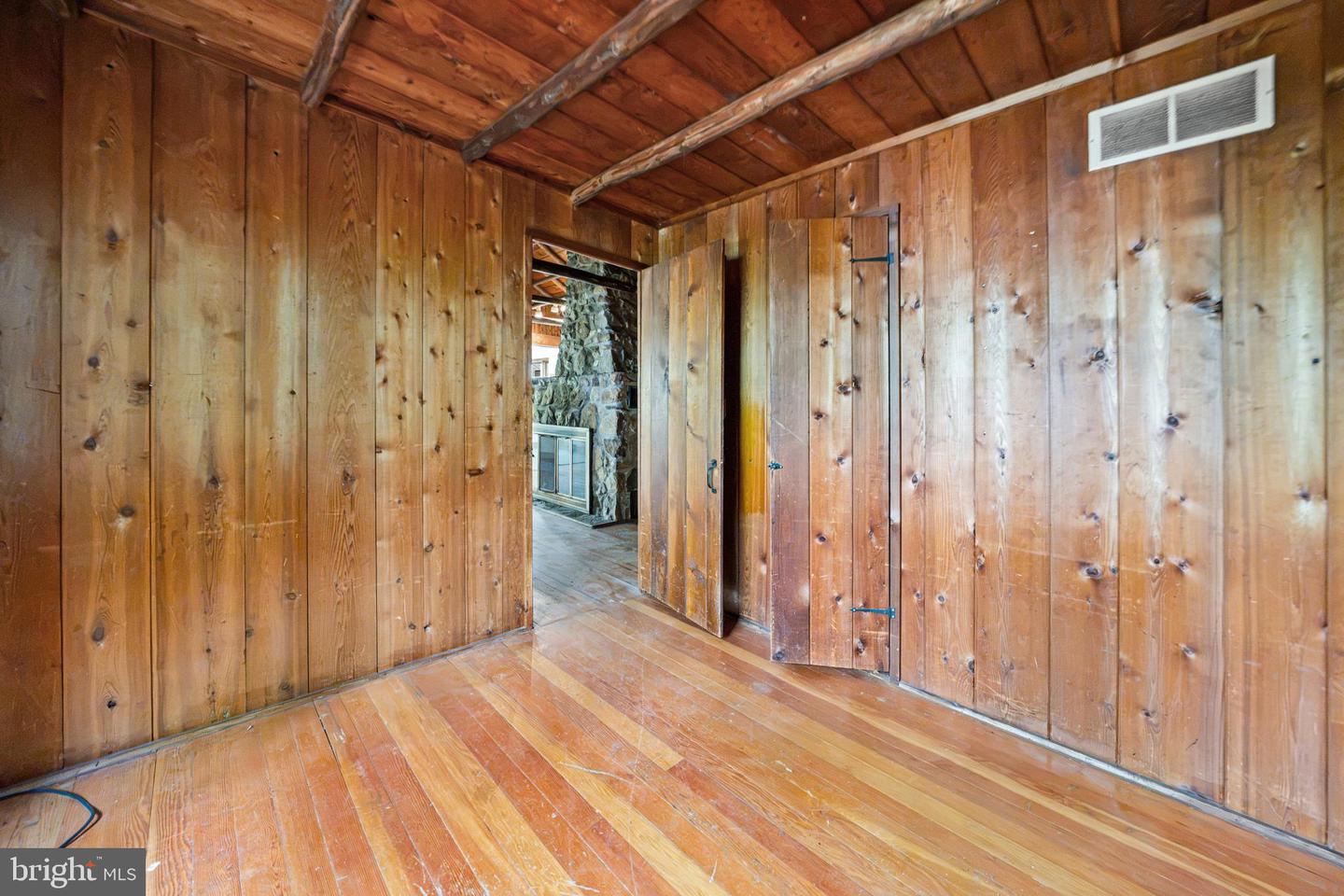 1645 Elk Forest Rd Property Photo 12