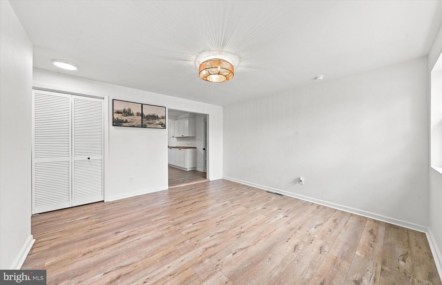 106 Brown St Property Photo 7