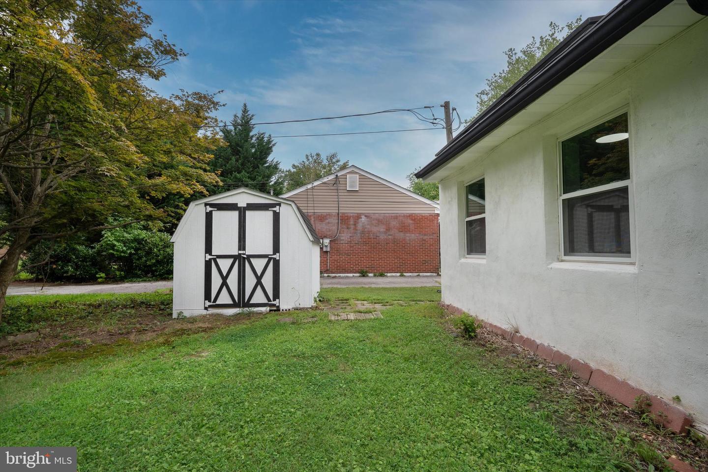 106 Brown St Property Photo 22