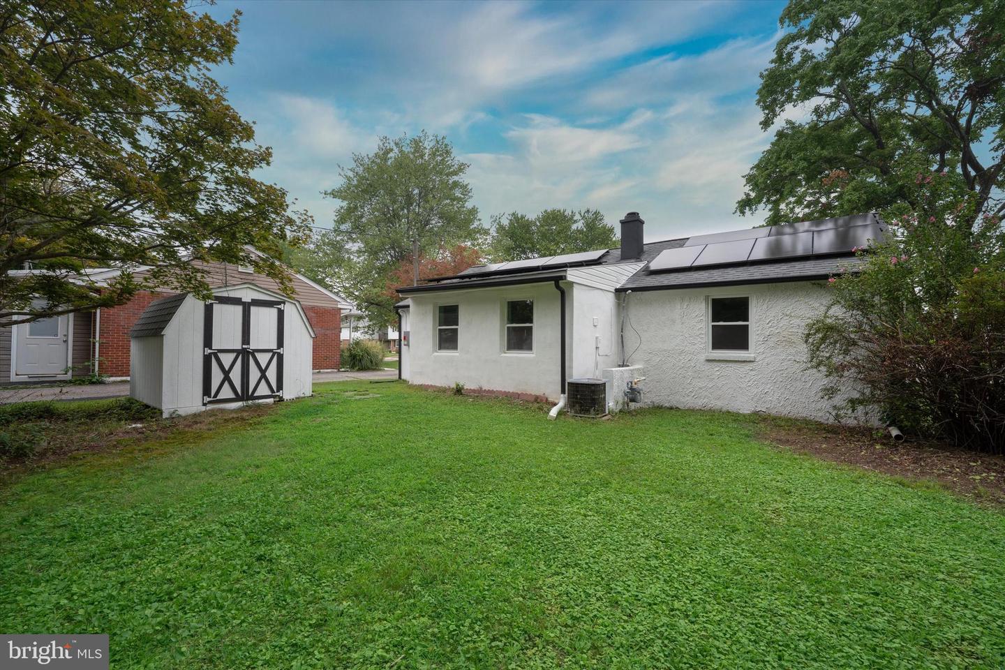 106 Brown St Property Photo 23