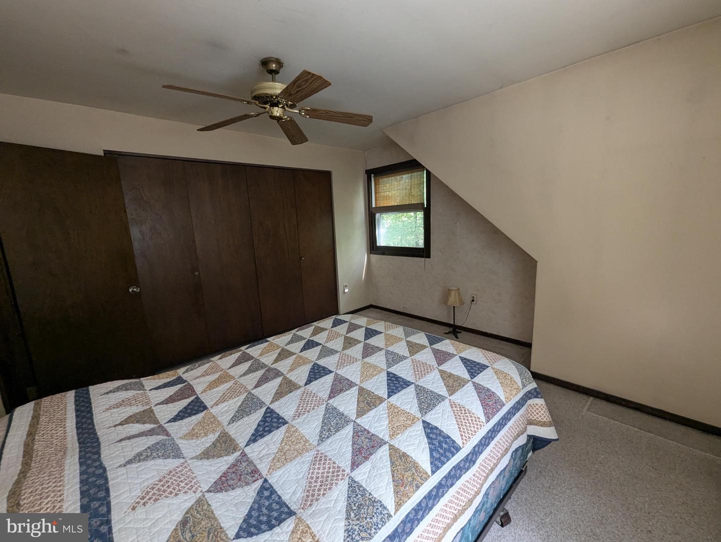 40 Oak Forest Ln Property Photo 4