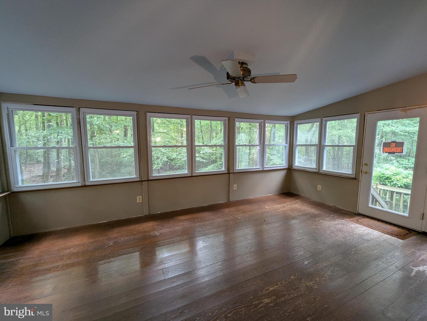 40 Oak Forest Ln Property Photo 10