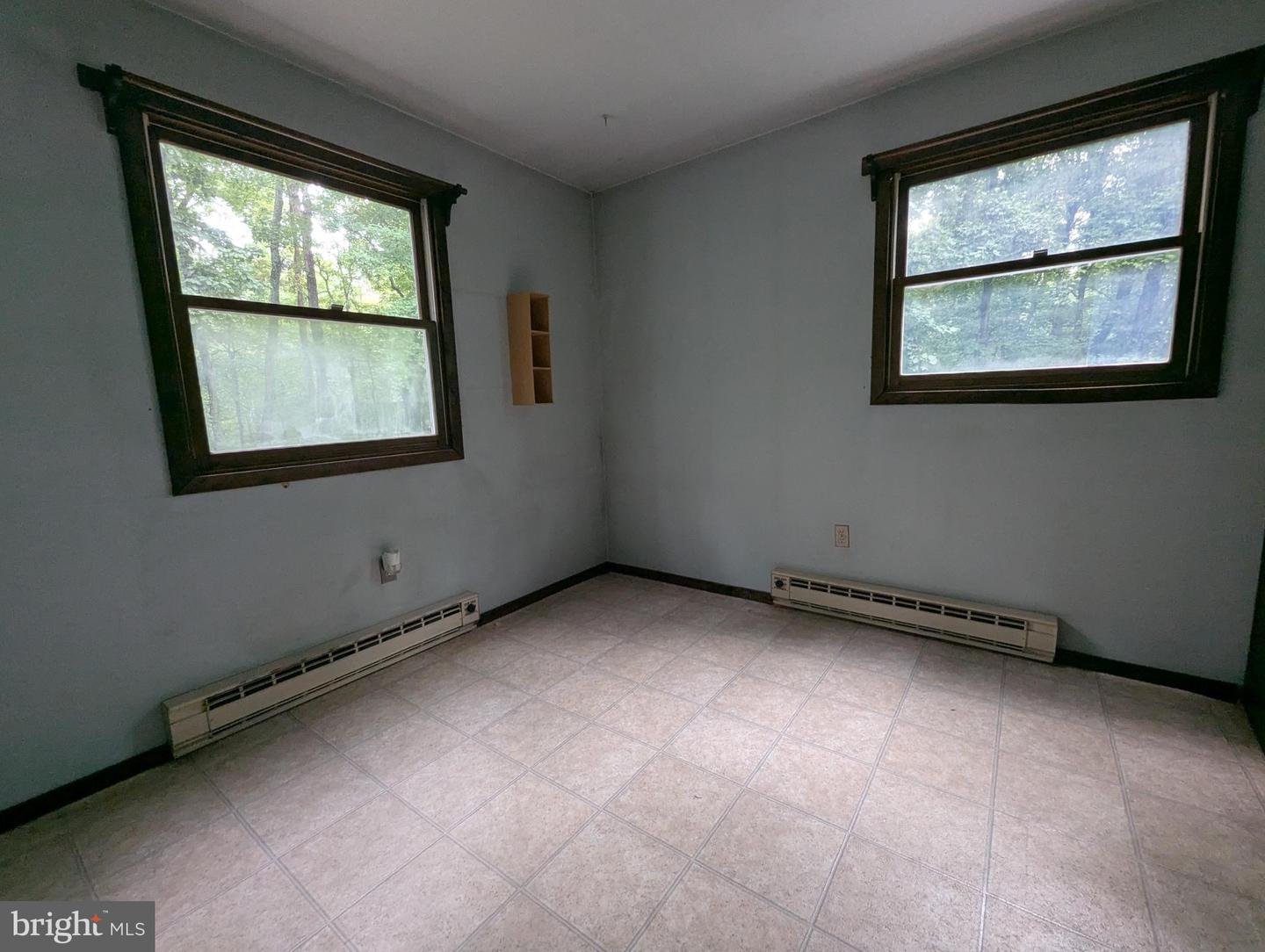 40 Oak Forest Ln Property Photo 24