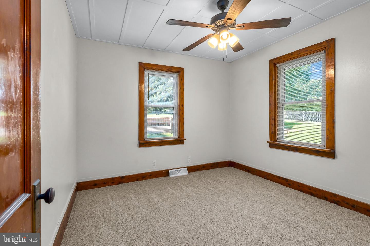 31 Mountain Rd Property Photo 13