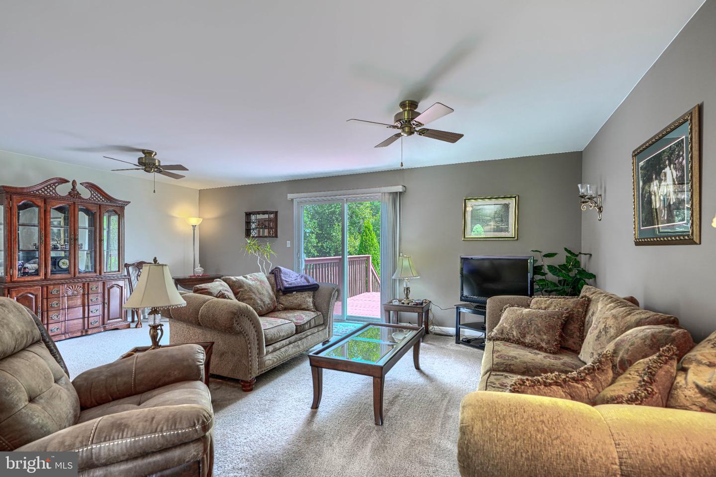 73 Get Around Dr Property Photo 2