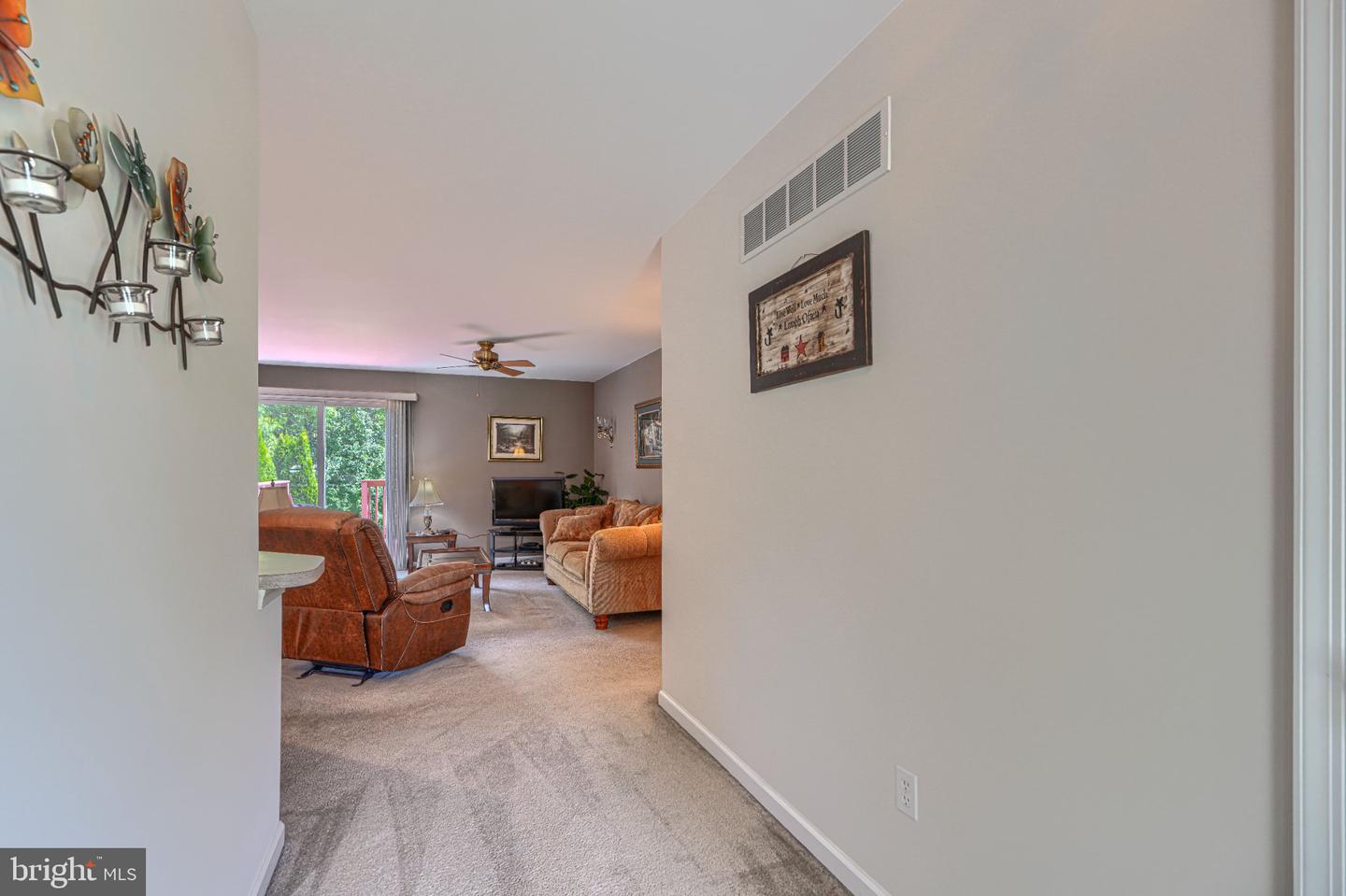 73 Get Around Dr Property Photo 3
