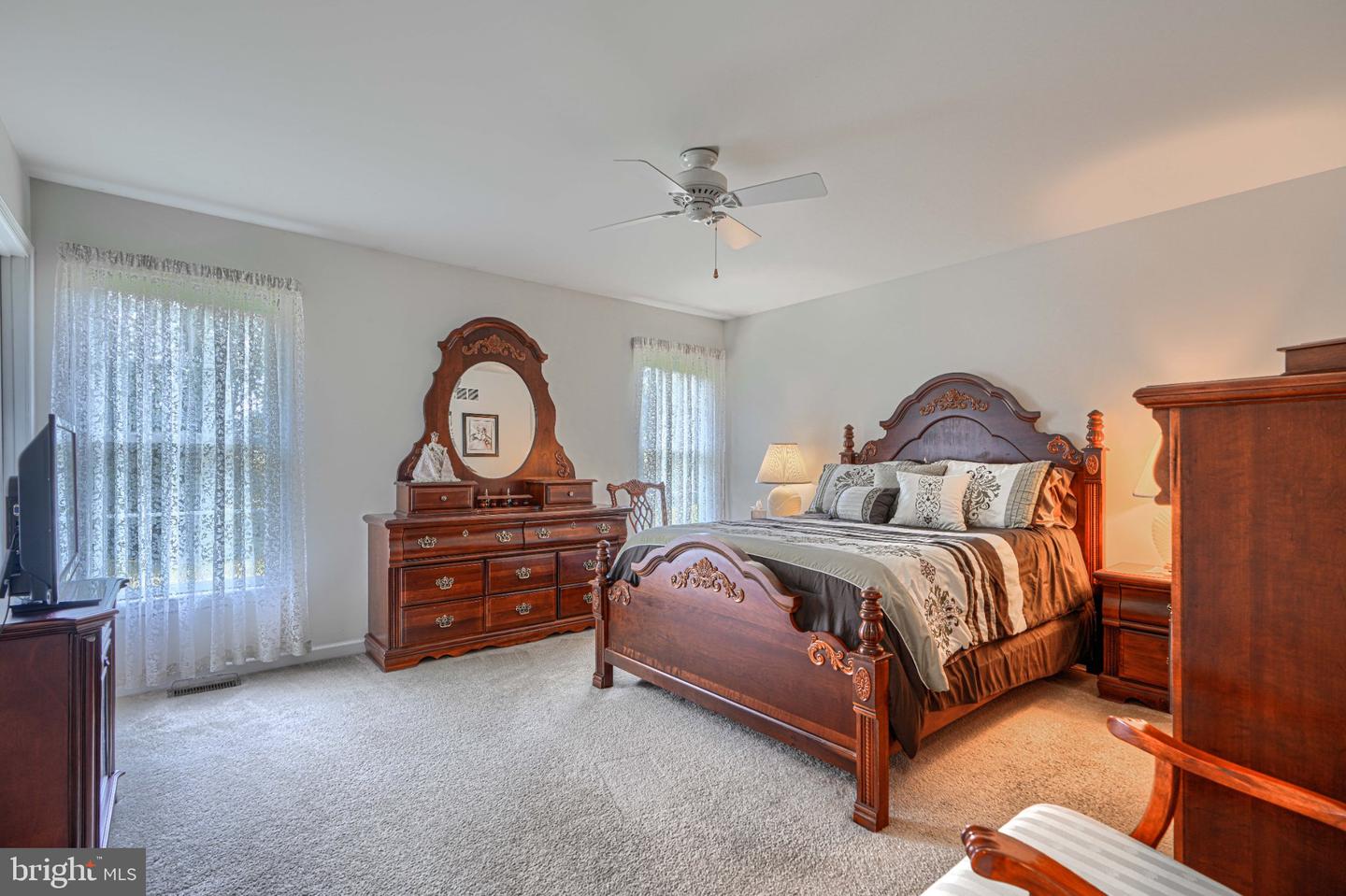 73 Get Around Dr Property Photo 18