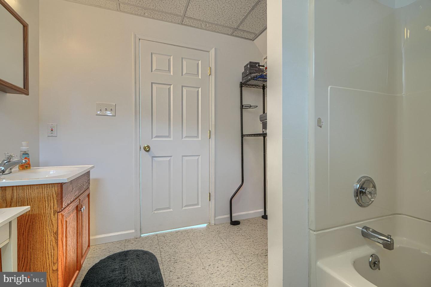 73 Get Around Dr Property Photo 40