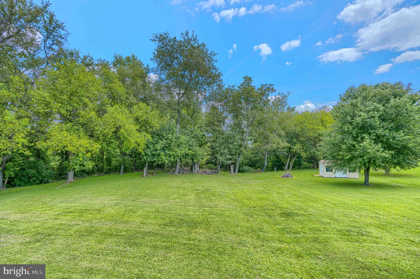 73 Get Around Dr Property Photo 46