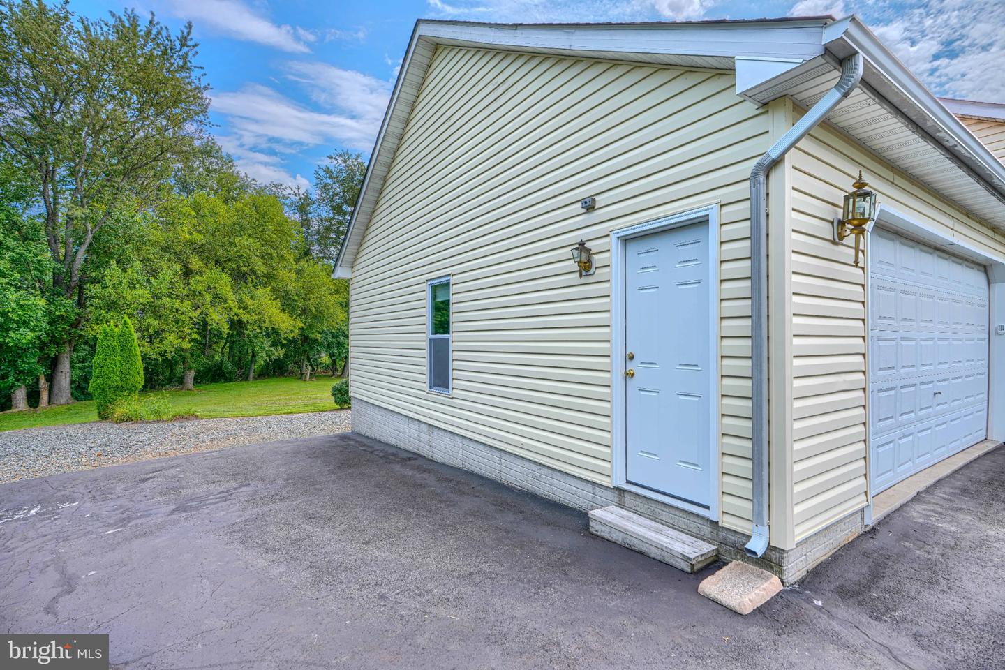 73 Get Around Dr Property Photo 47