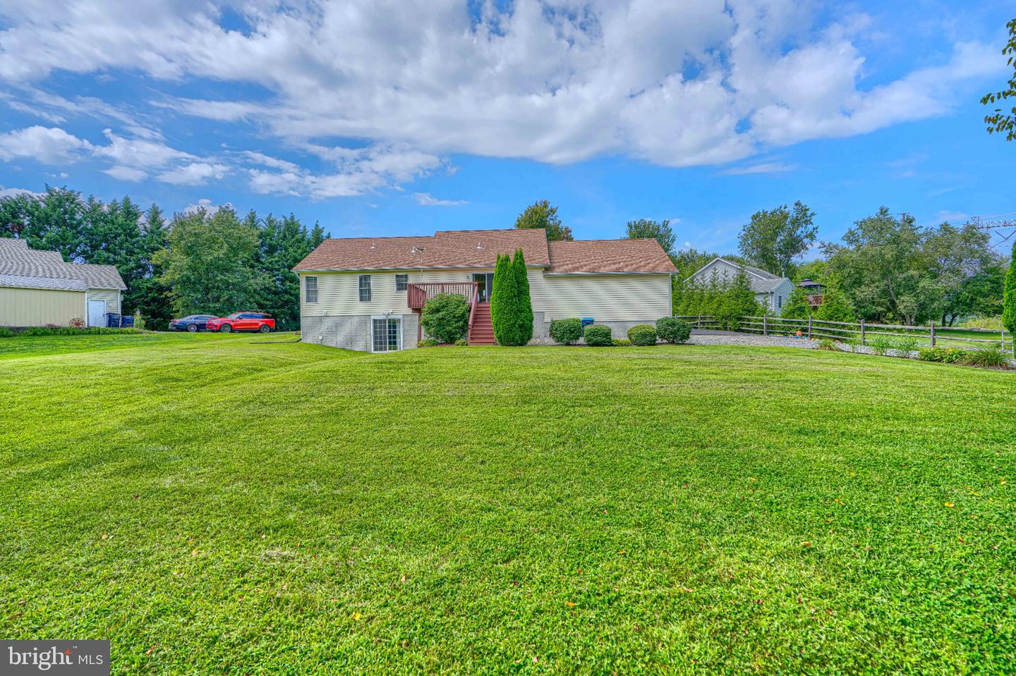 73 Get Around Dr Property Photo 51
