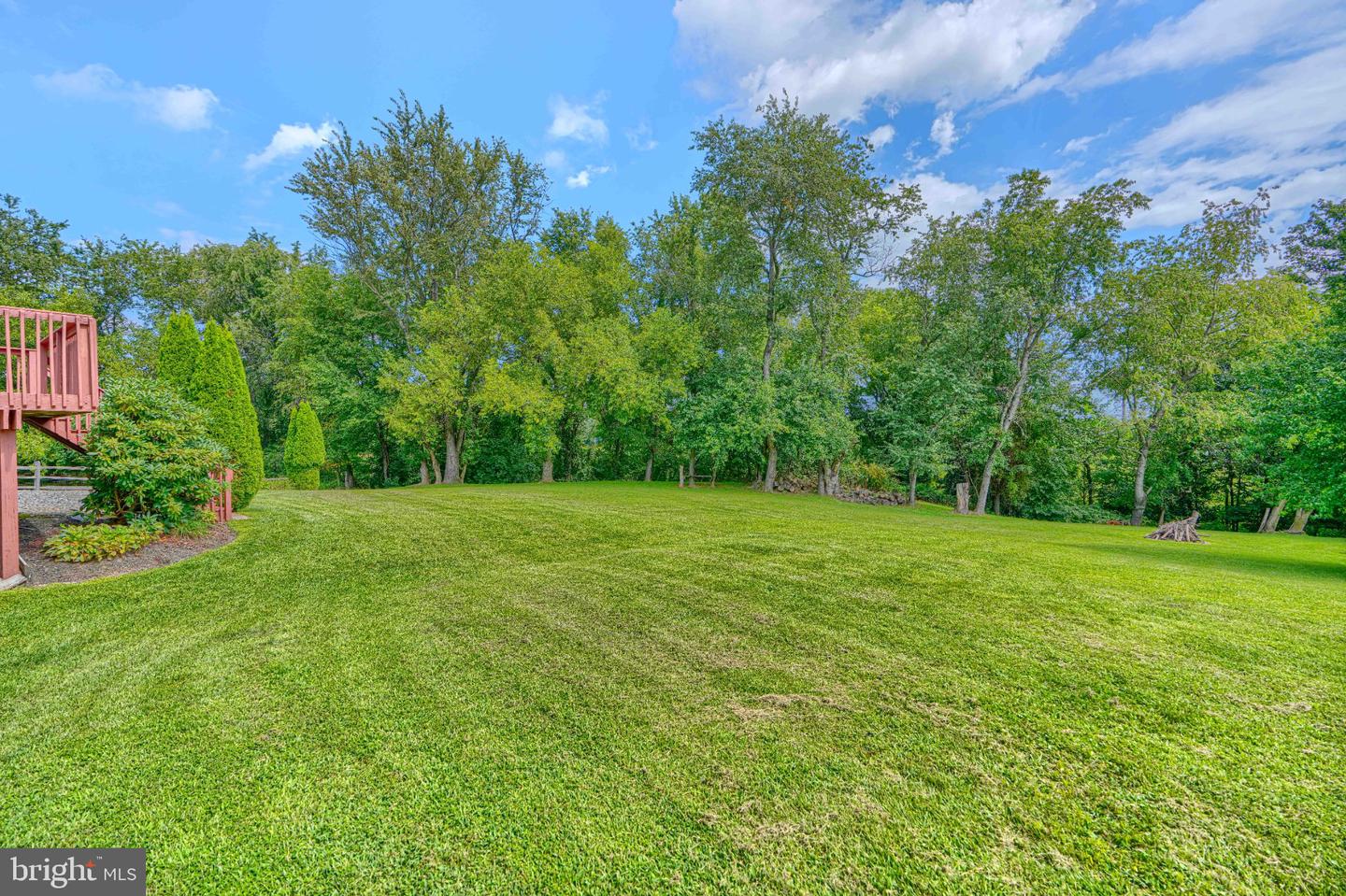 73 Get Around Dr Property Photo 54