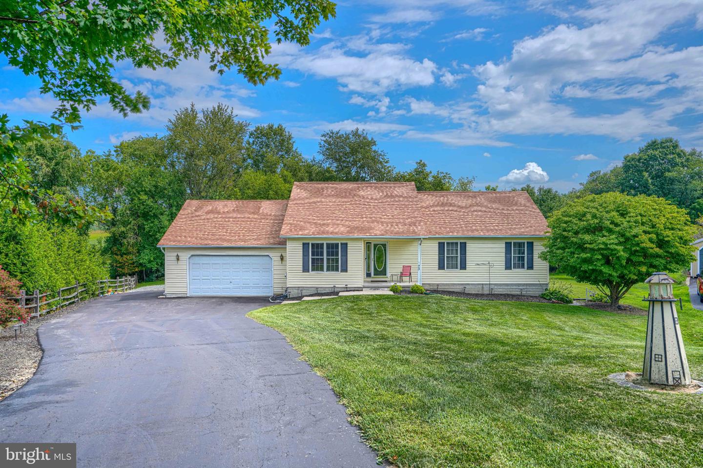 73 Get Around Dr Property Photo 55