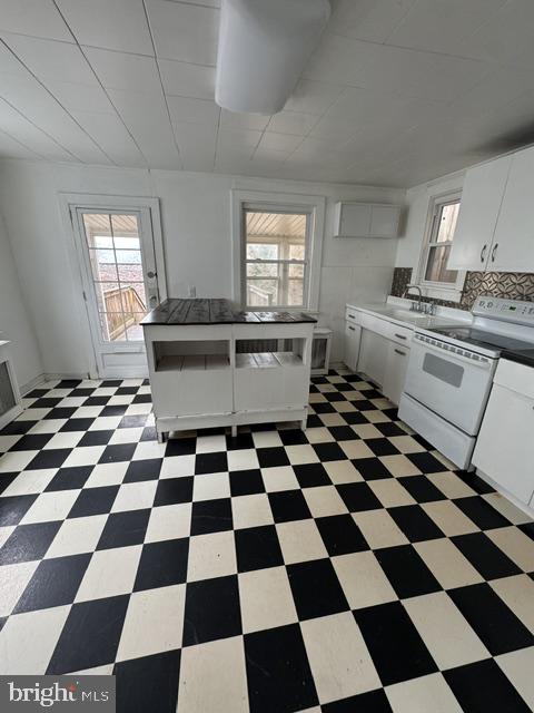 147 N Main Property Photo 5
