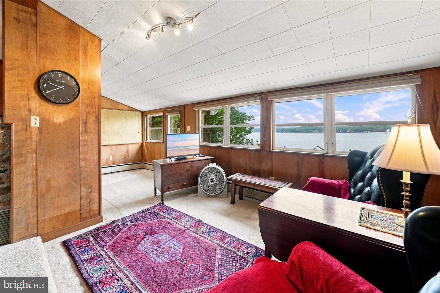 31 Borens Shore Rd Property Photo 15