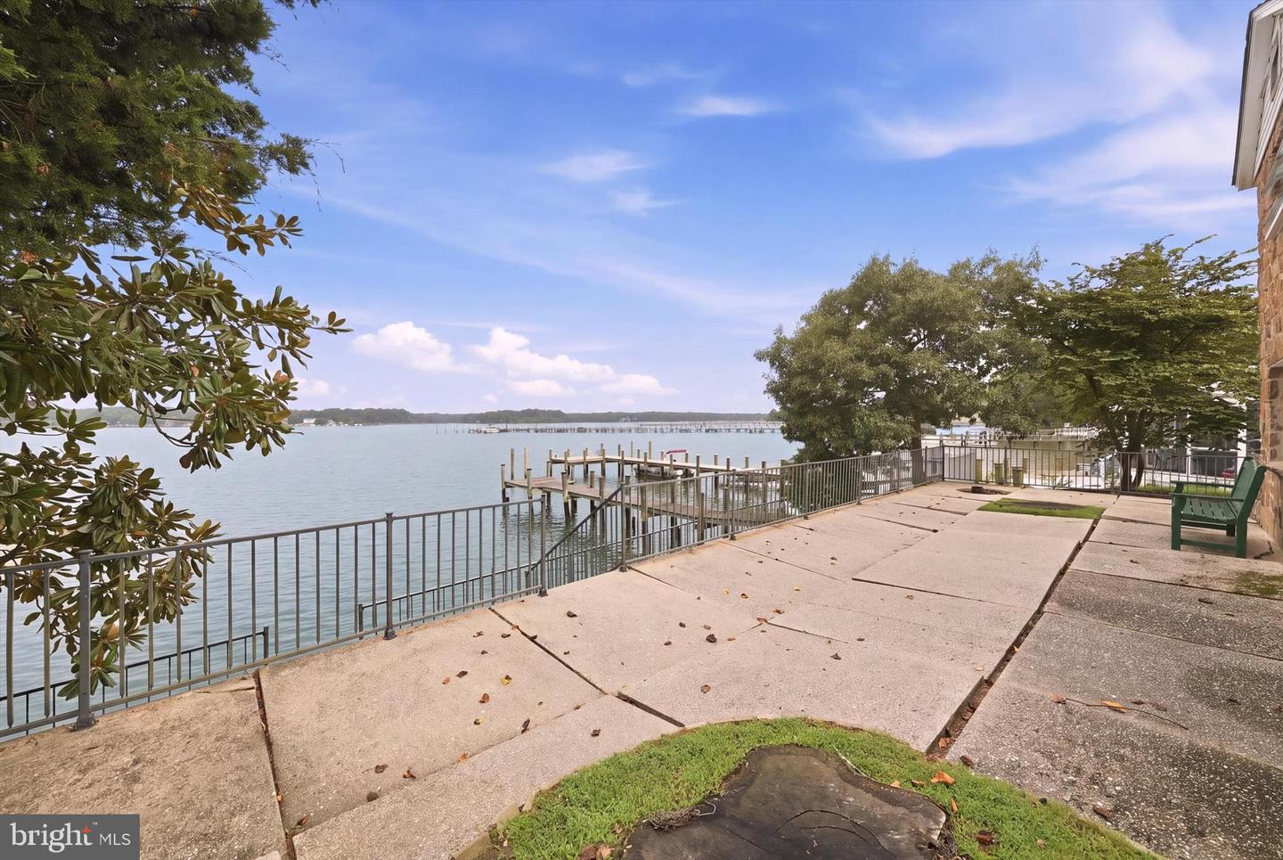 31 Borens Shore Rd Property Photo 30
