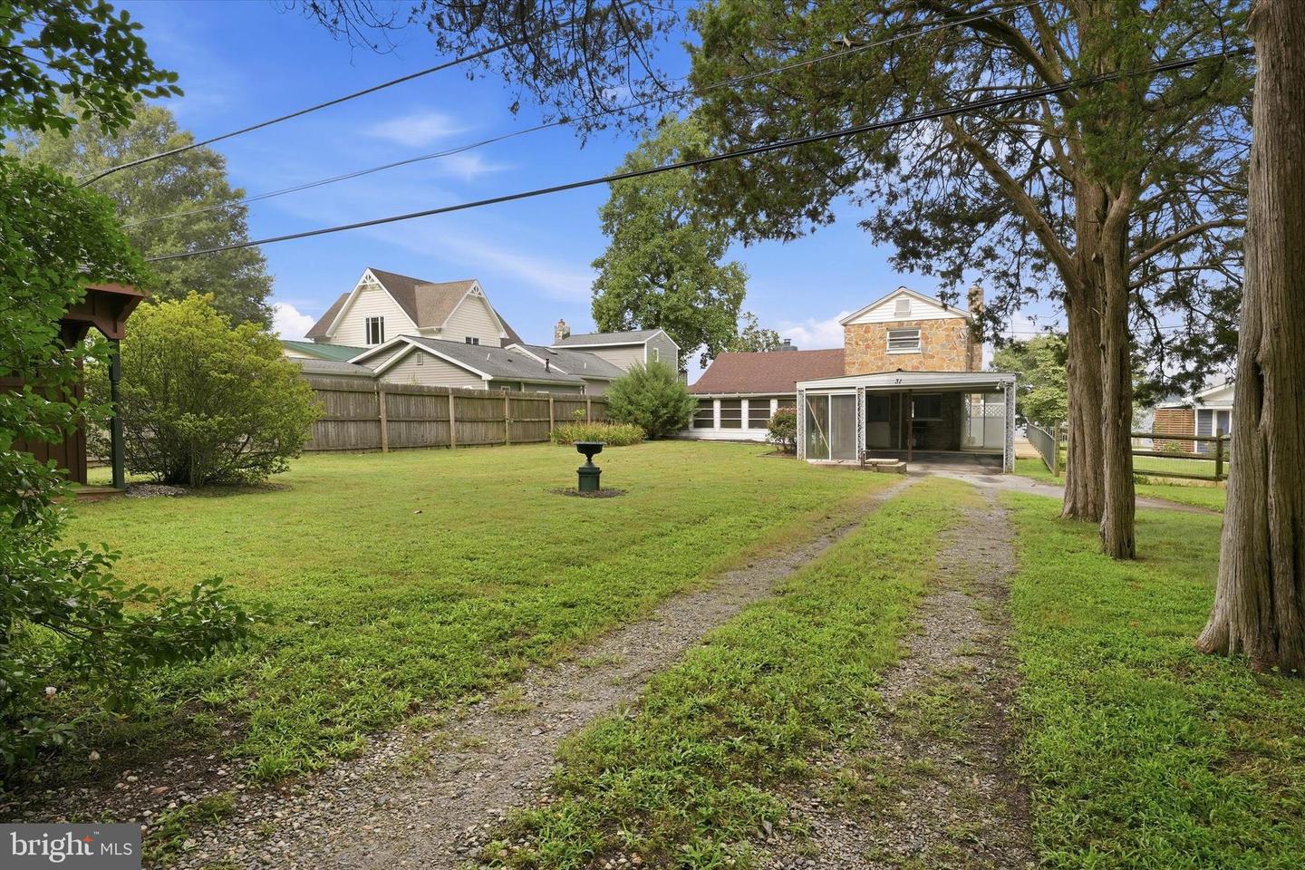 31 Borens Shore Rd Property Photo 42
