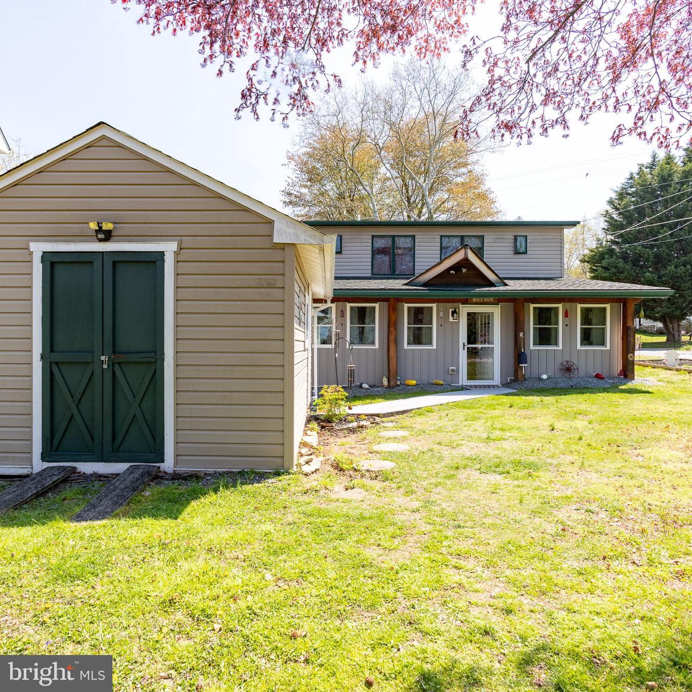144 S Park Dr Property Photo 20