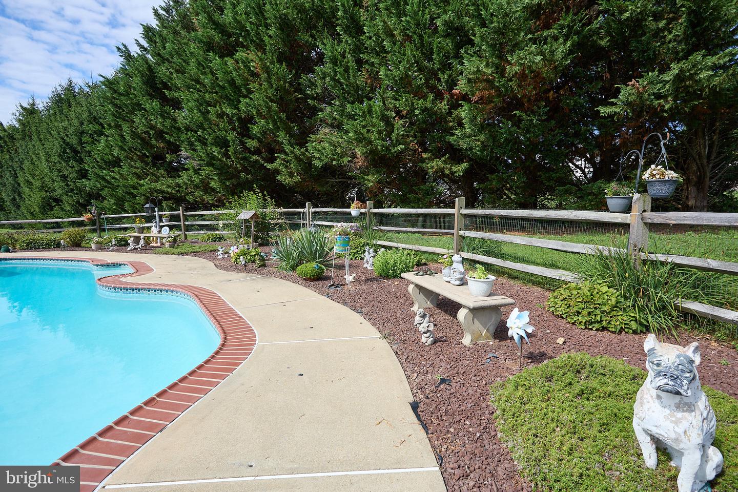 193 Tally Ho Ct Property Photo 12
