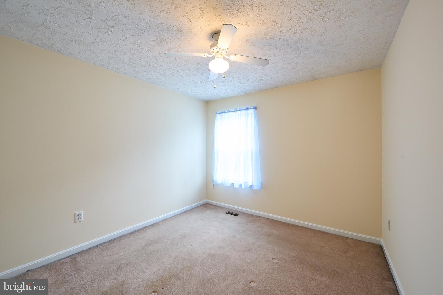 193 Tally Ho Ct Property Photo 35