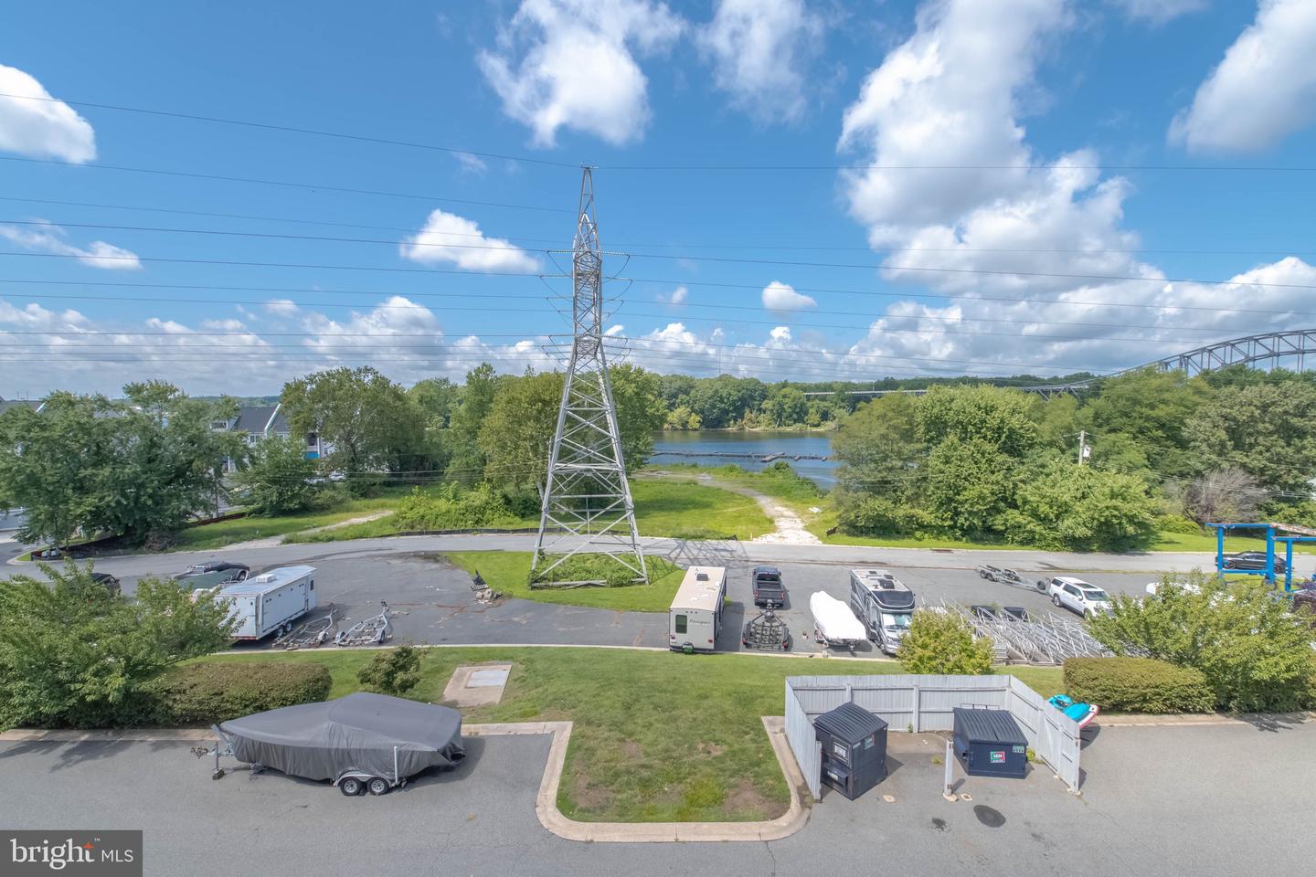 231 Roundhouse Dr #3e Property Photo 40