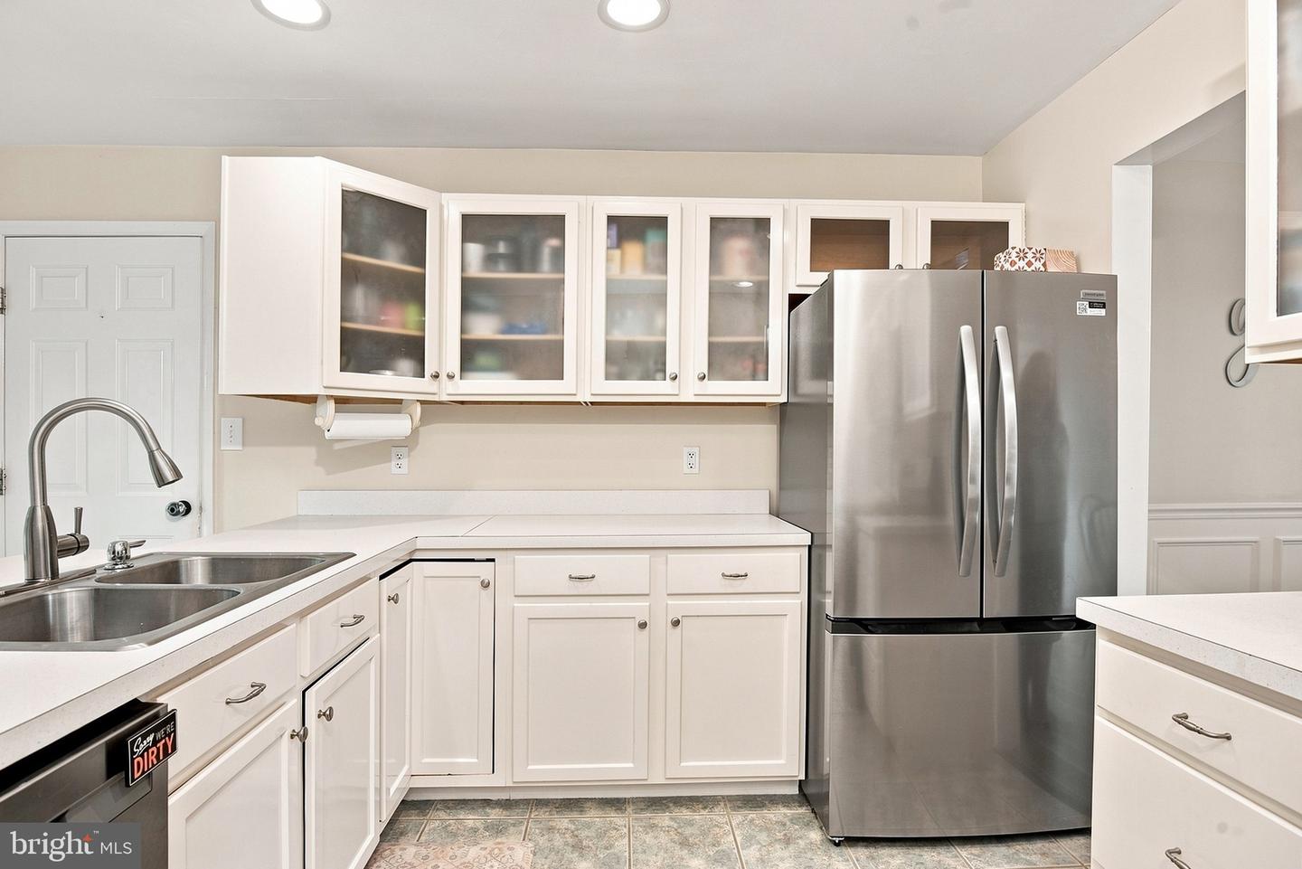 13 Arundel Ln Property Photo 9