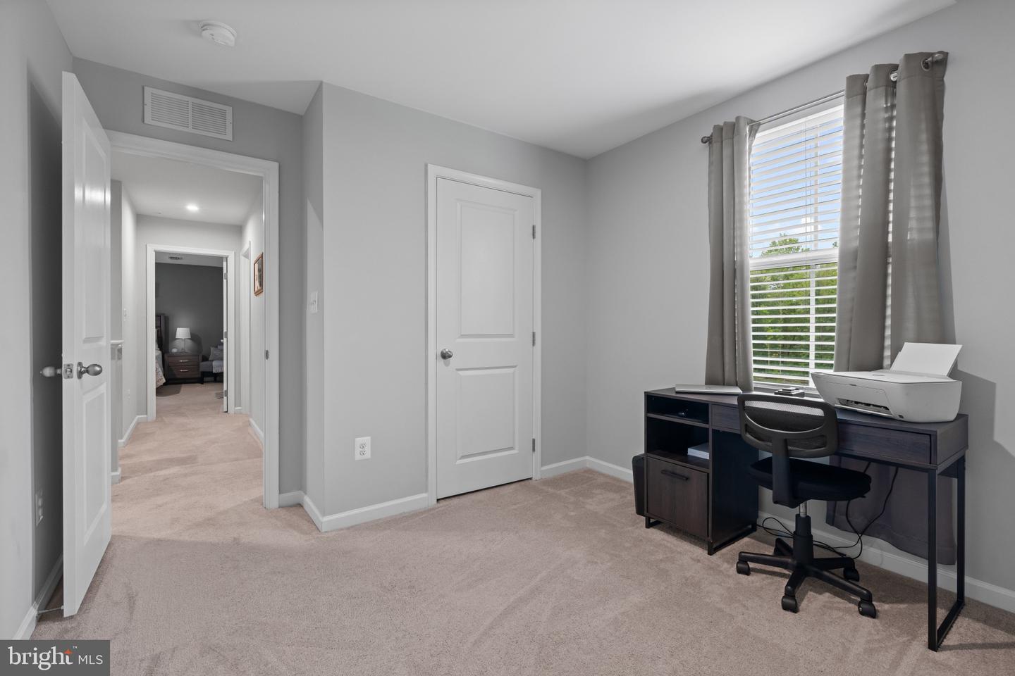 112 Goldspire Dr Property Photo 10