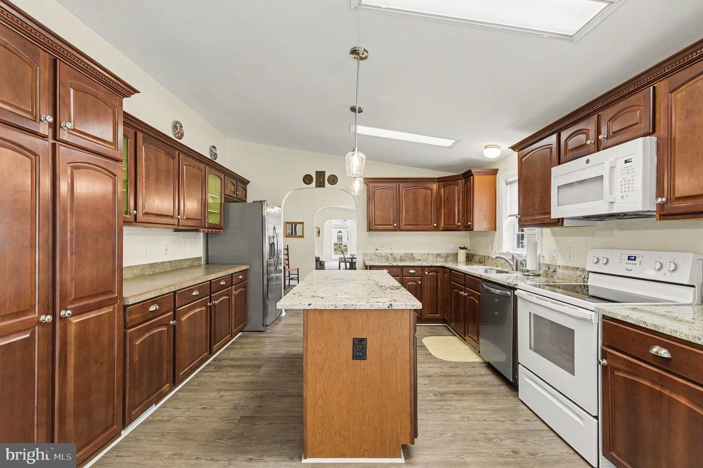 17 Cinnamon Dr Property Photo 11