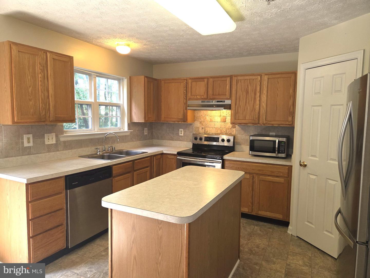 422 Buttonwoods Rd Property Photo 7