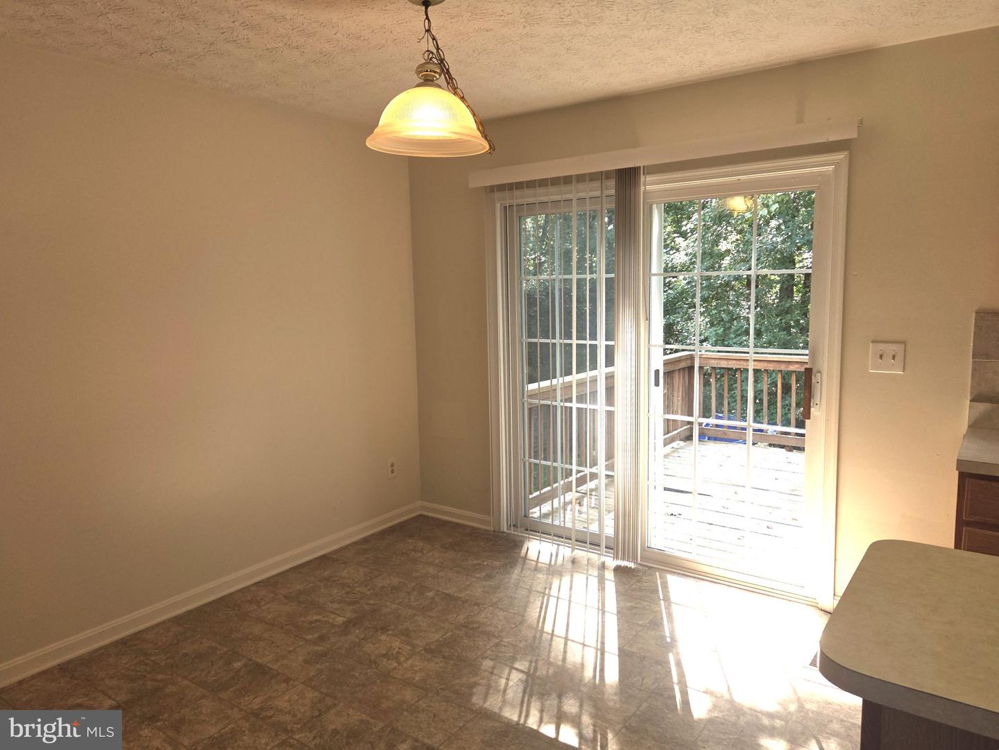 422 Buttonwoods Rd Property Photo 8
