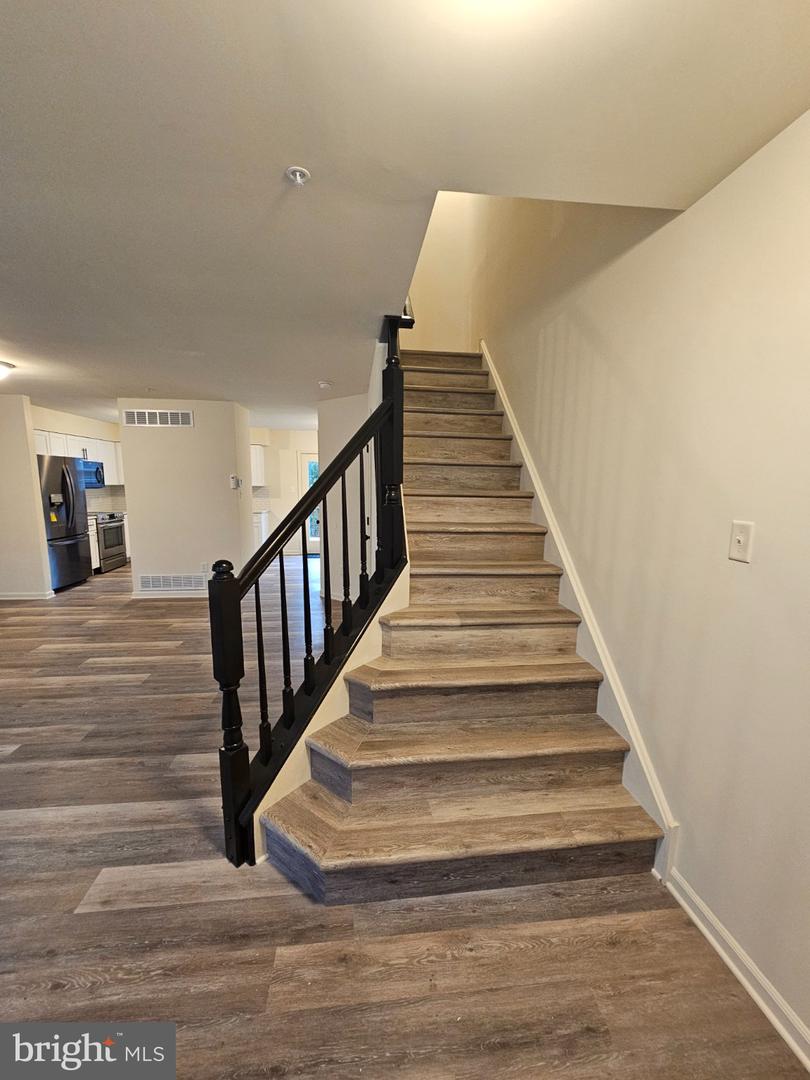 319 Buttonwoods Rd Property Photo 4