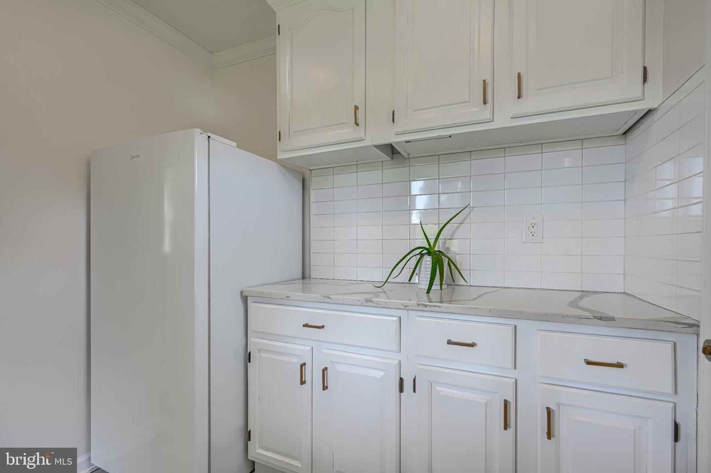 2432 Theodore Rd Property Photo 20