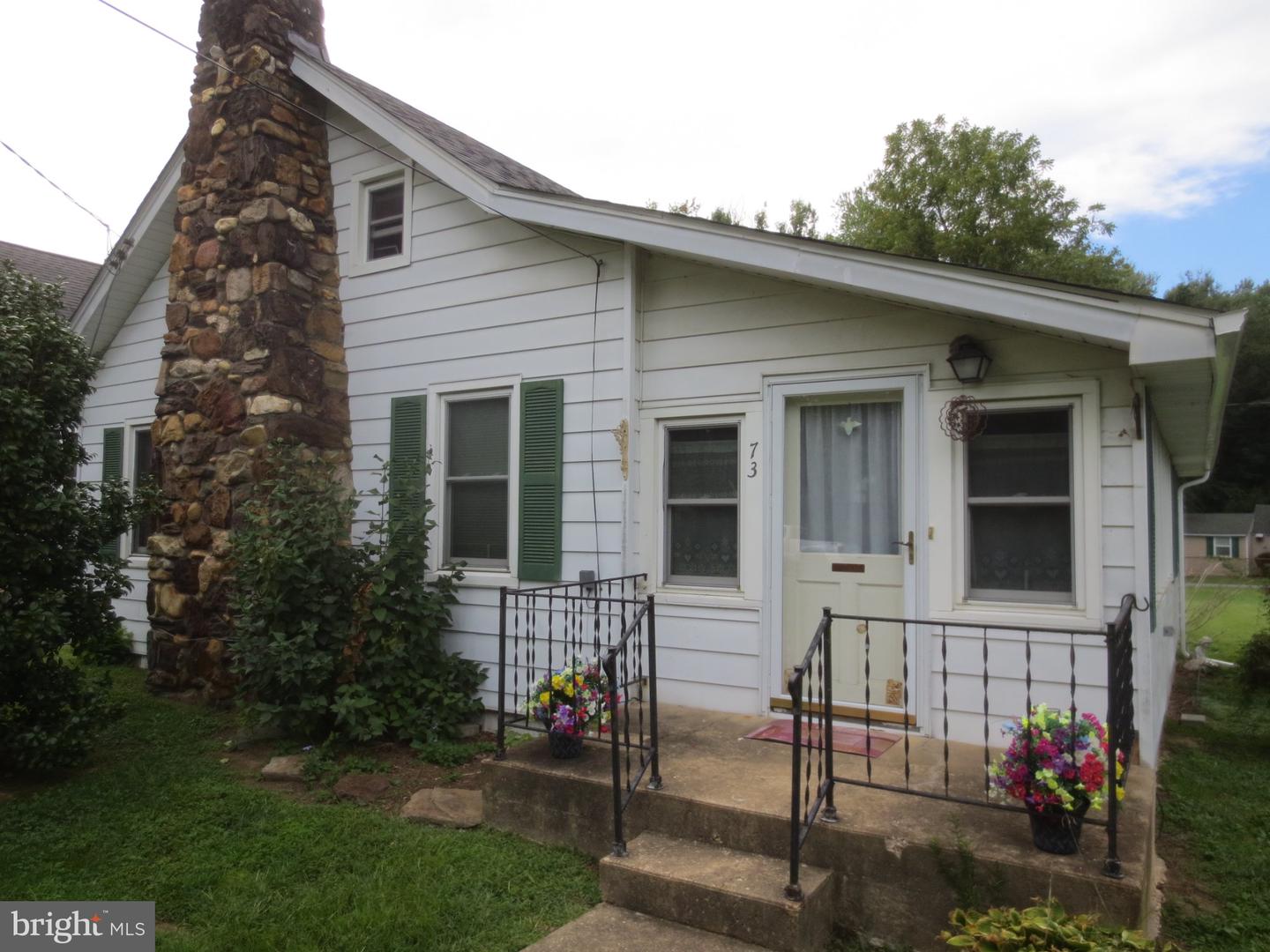 73 Farmdale Rd Property Photo 1