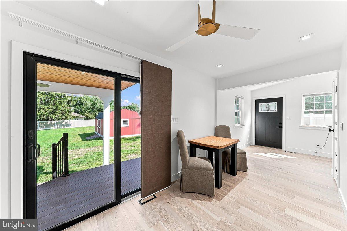 1694 Glebe Rd Property Photo 16