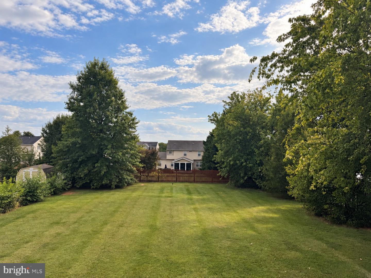 503 E Piney Point Dr E Property Photo 2