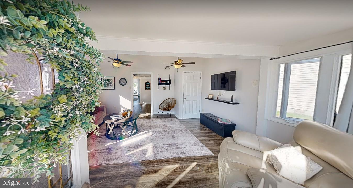23 Pennsylvania Ave Property Photo 2