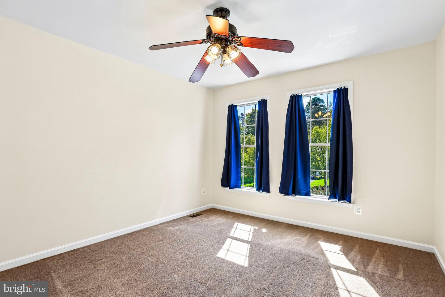 40 Theresa Ln Property Photo 32