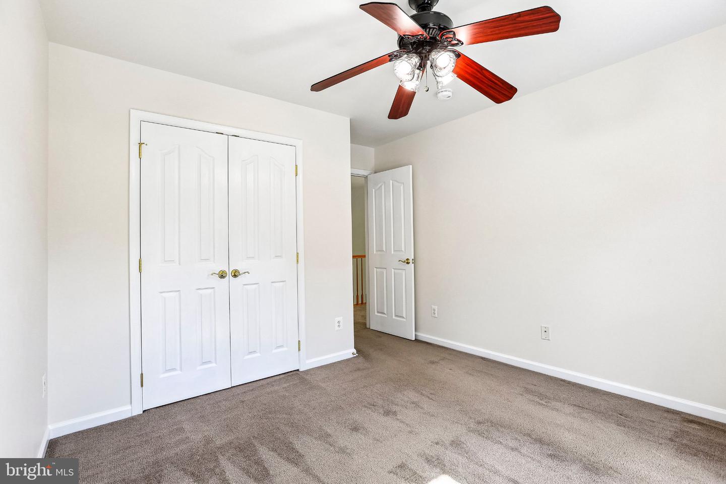 40 Theresa Ln Property Photo 37