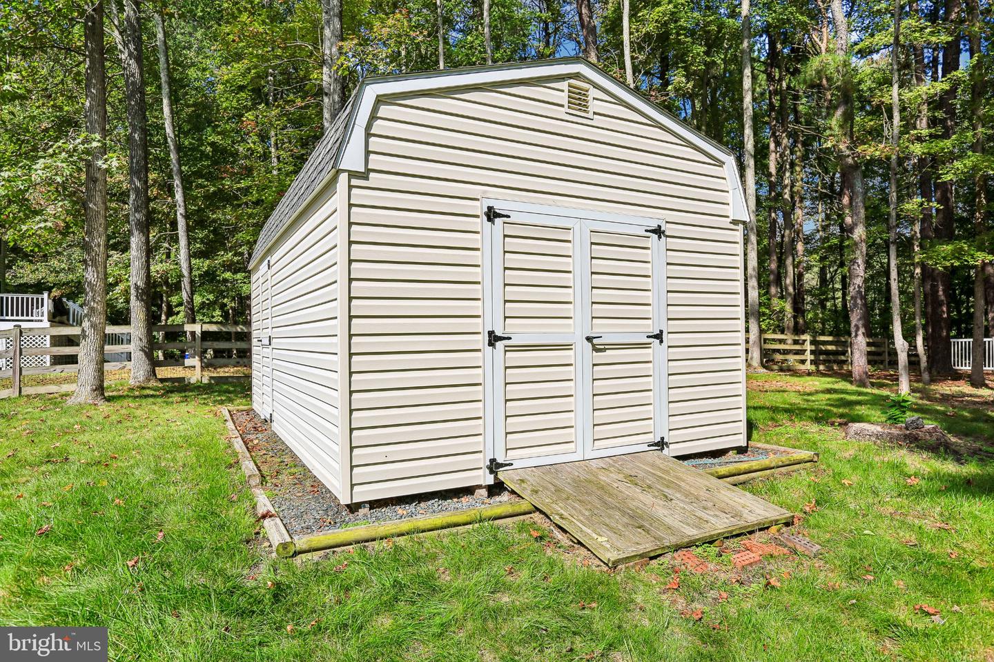 40 Theresa Ln Property Photo 58