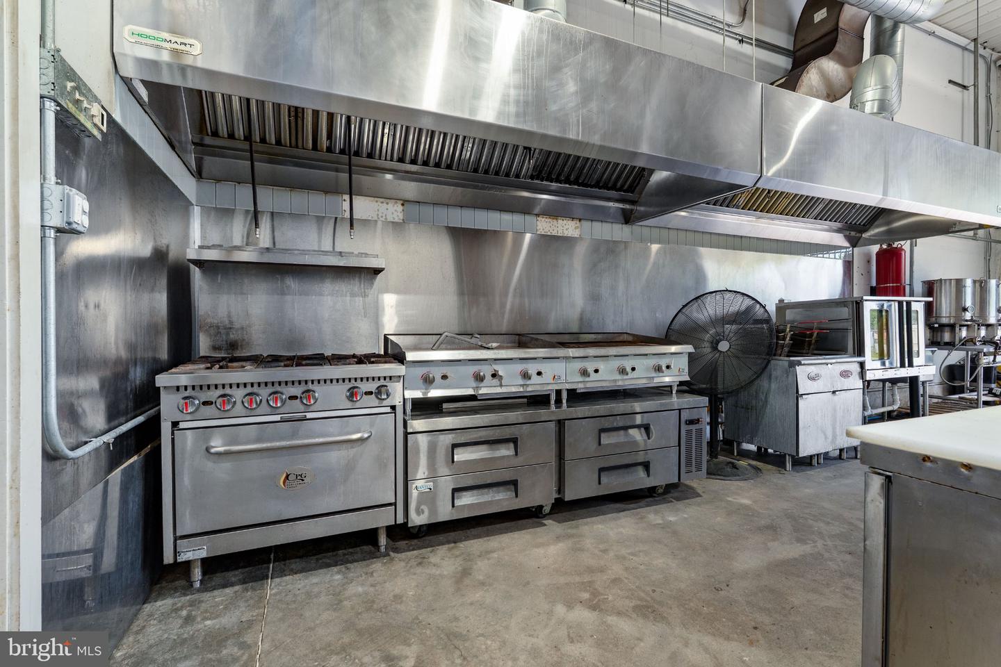 41 Cherry Hill Rd Property Photo 16