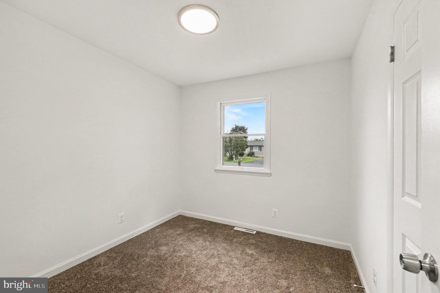 132 Macintosh Dr Property Photo 18