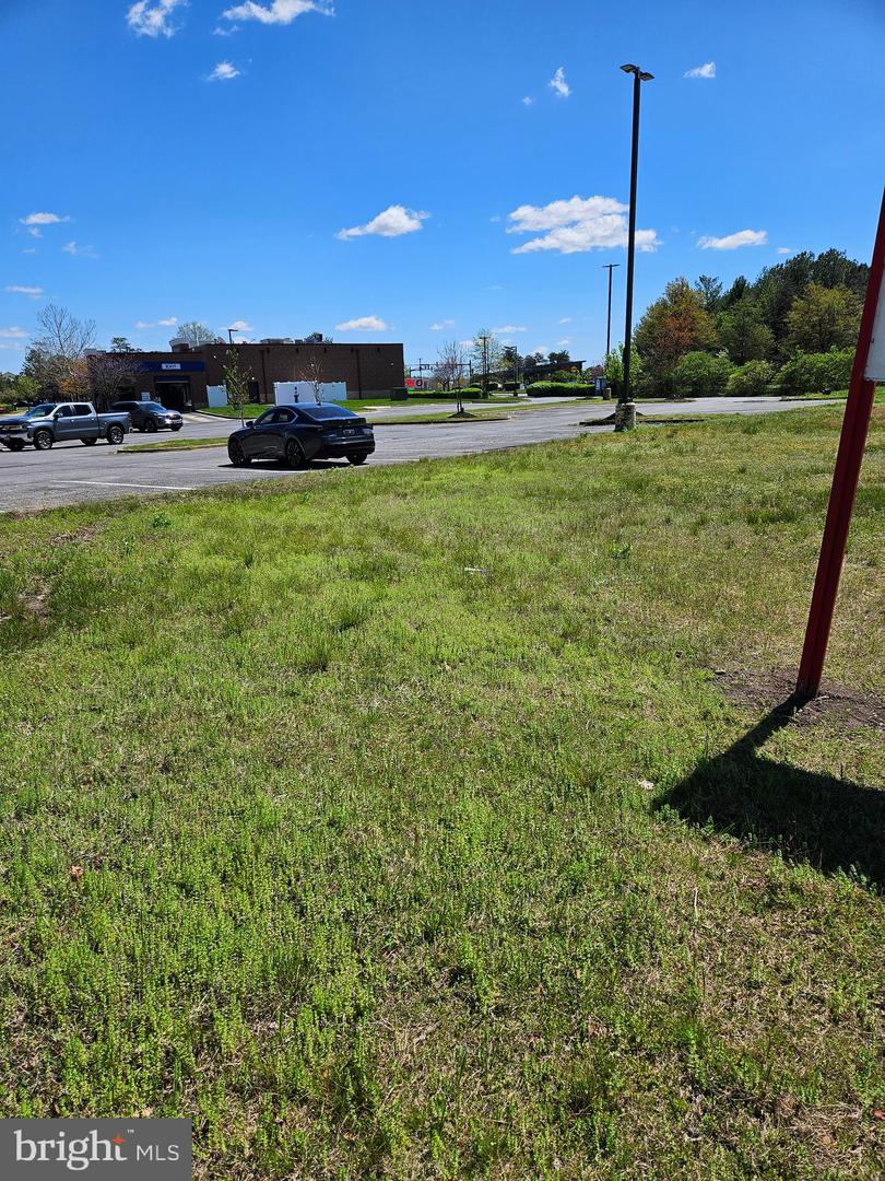 Smallwood Dr Property Photo 4
