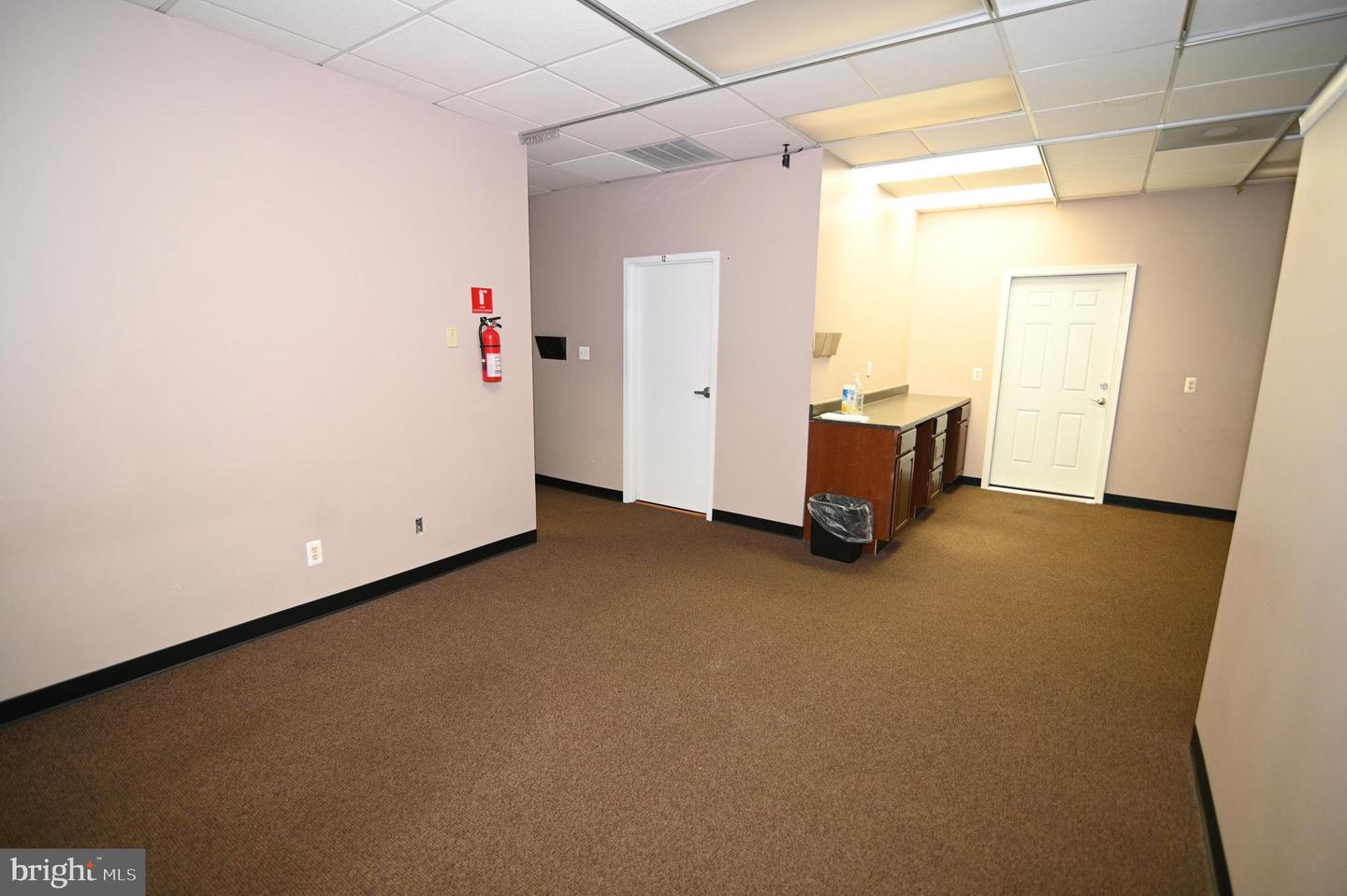 12106 Old Line Ctr #r-8-b Property Photo 22